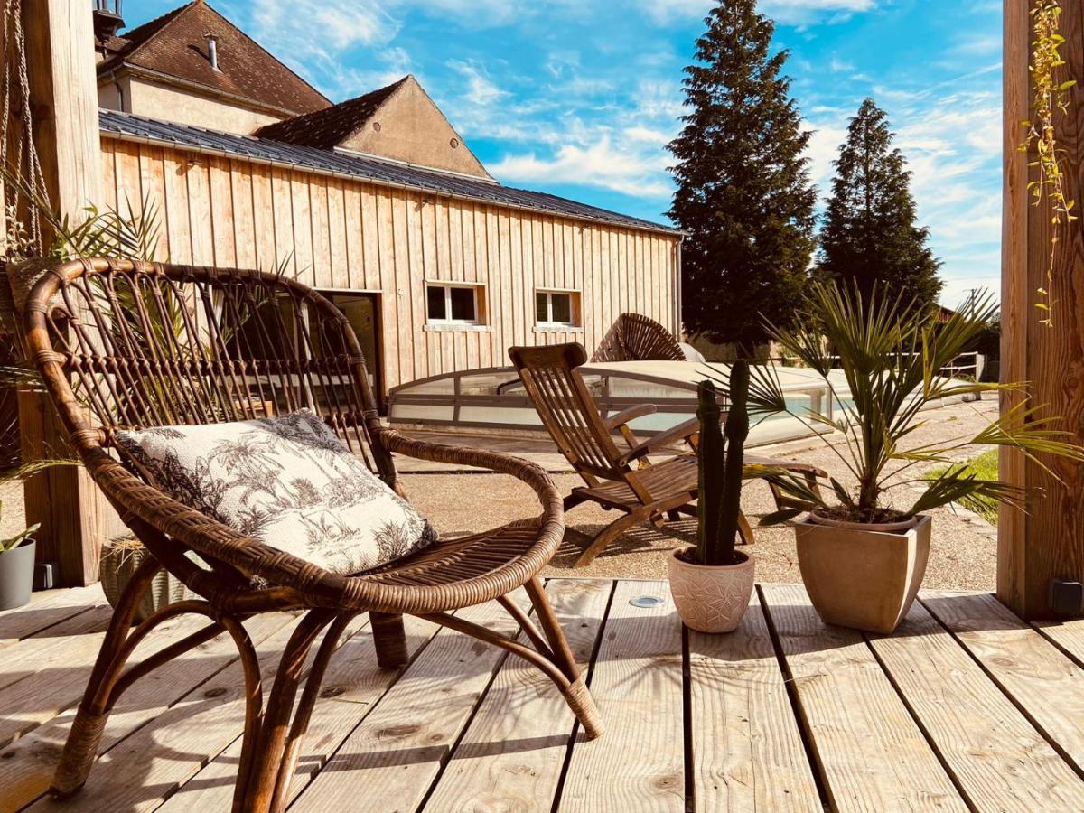 Pool House-L'Hirondelle De Sermizelles- Grand Jardin, Calme Et Nature Aux Portes Du Morvan Exterior photo